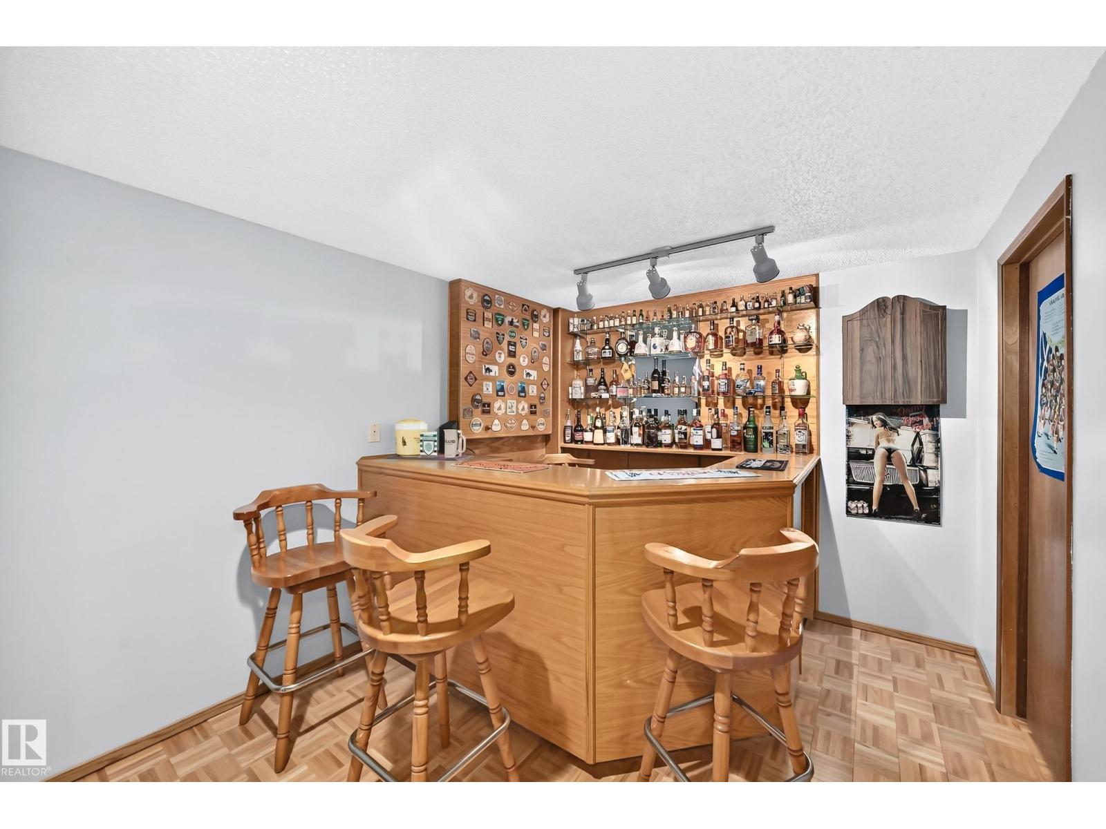 47 DEERBOURNE DR - 48