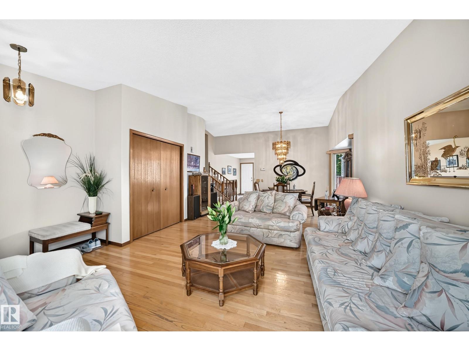 47 DEERBOURNE DR - 8