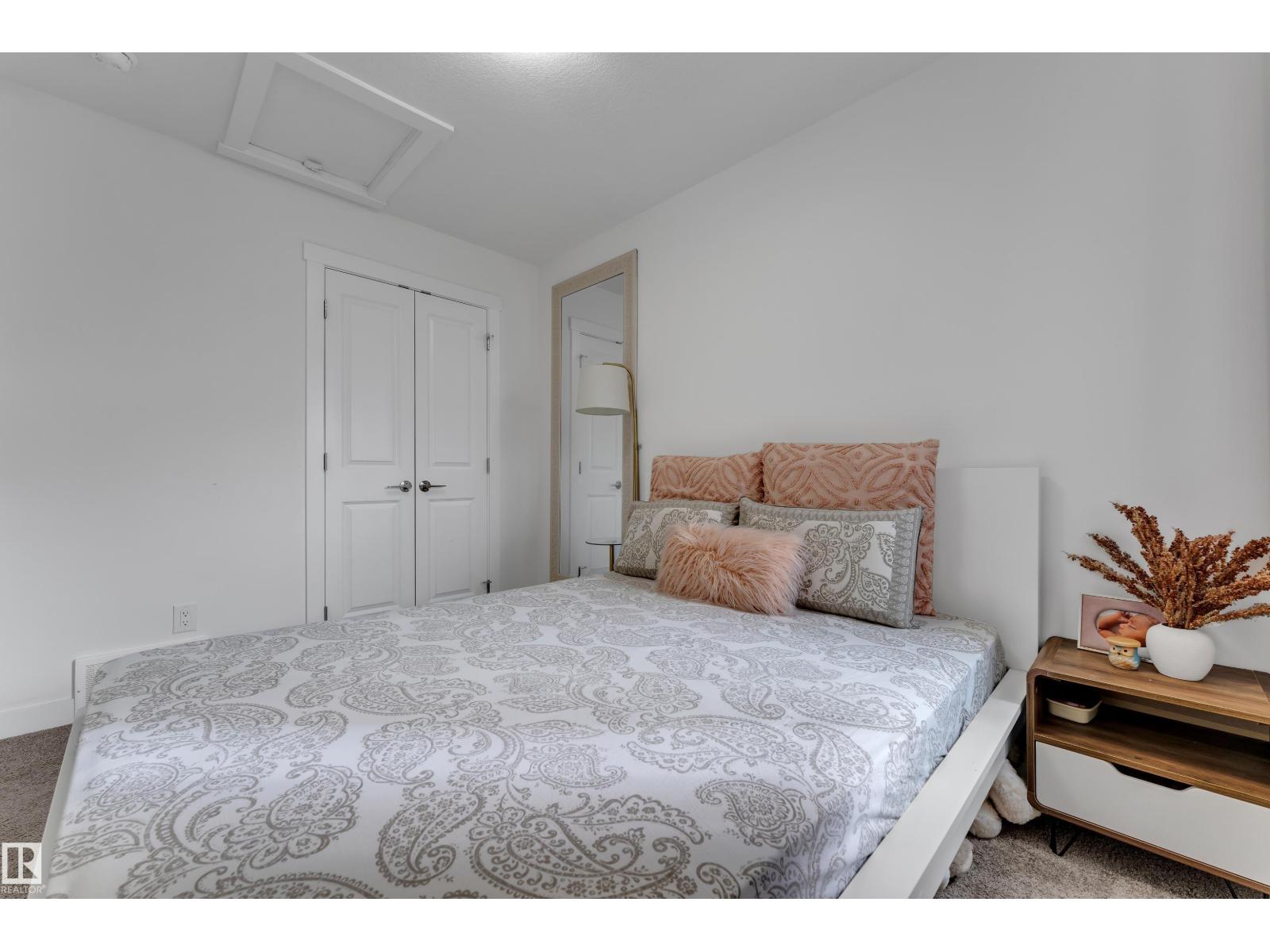 17833 70A ST NW - 33