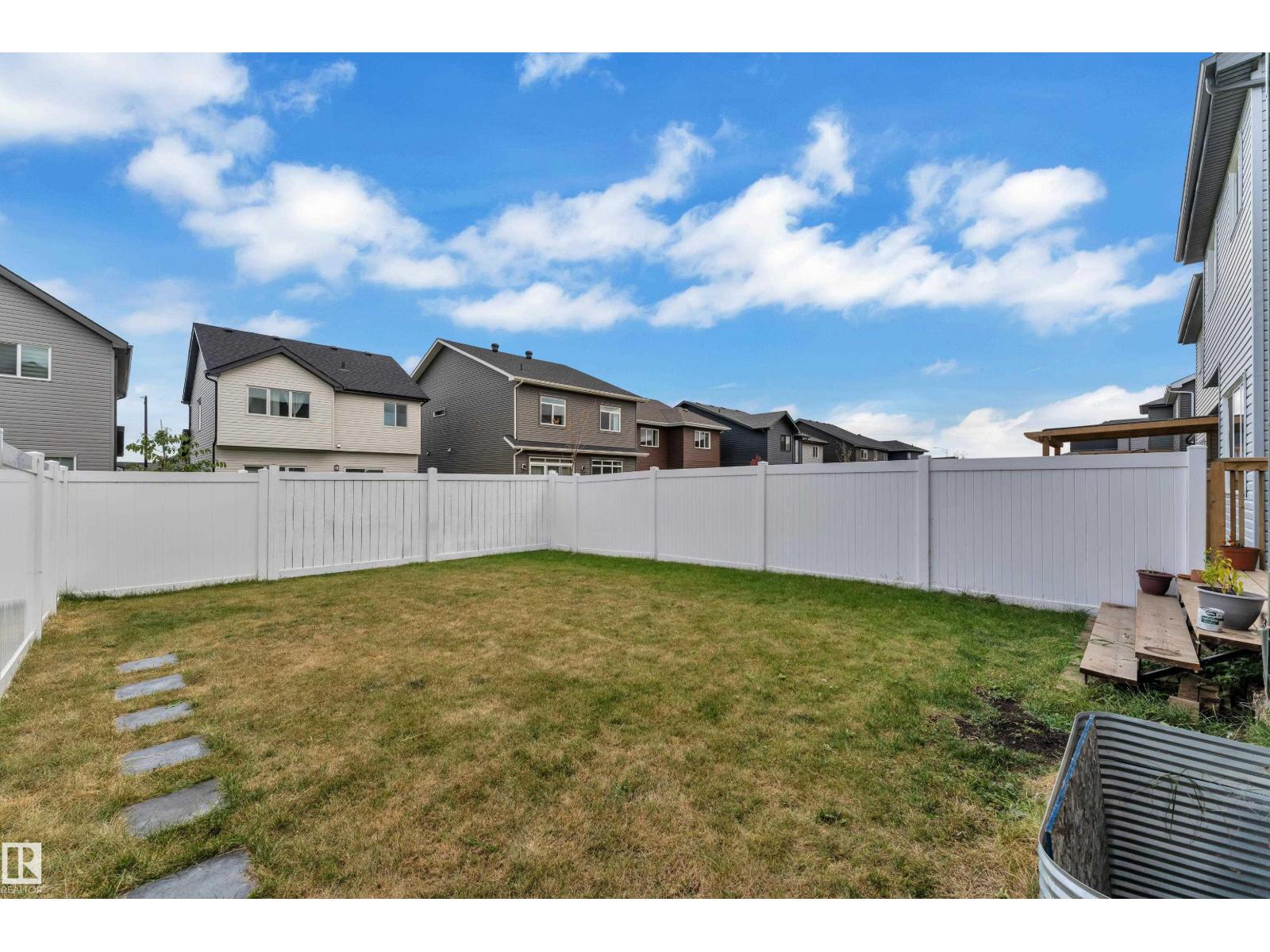 17833 70A ST NW - Image 42