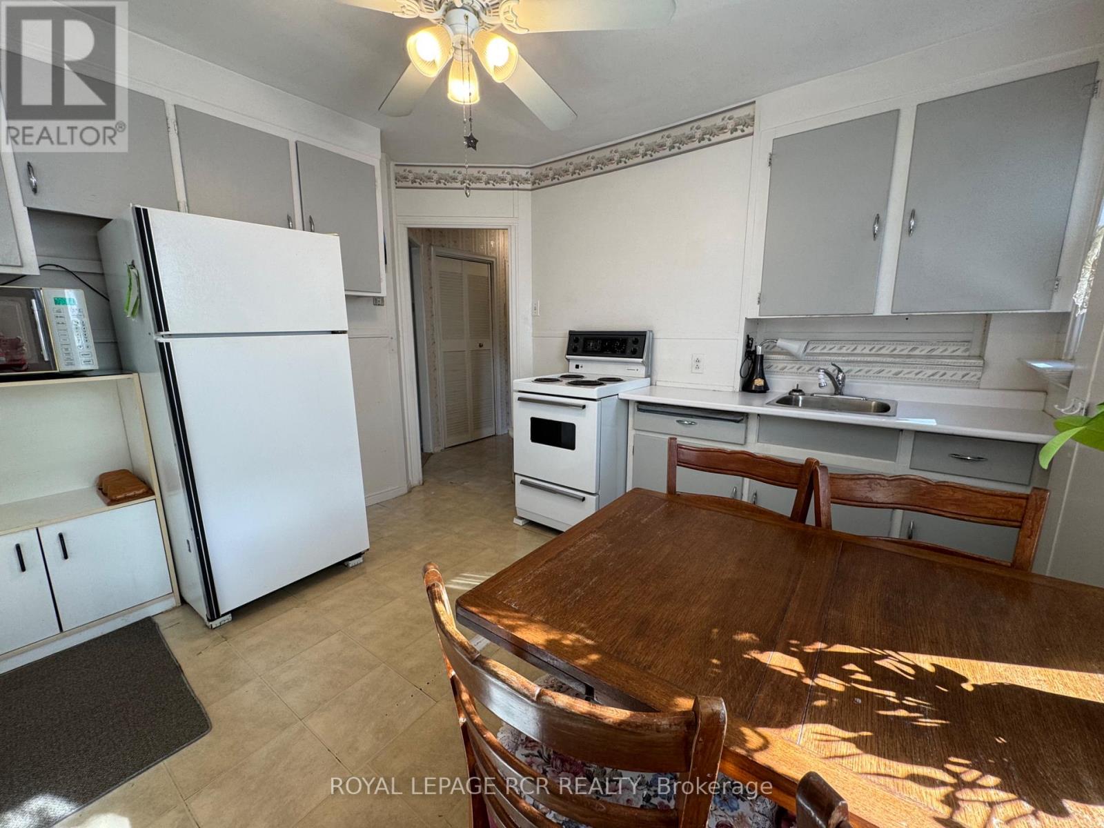 82 MILL STREET - 4