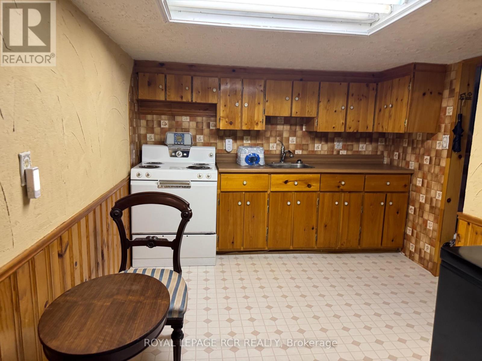 82 Mill Street, Richmond Hill, ON photo 7