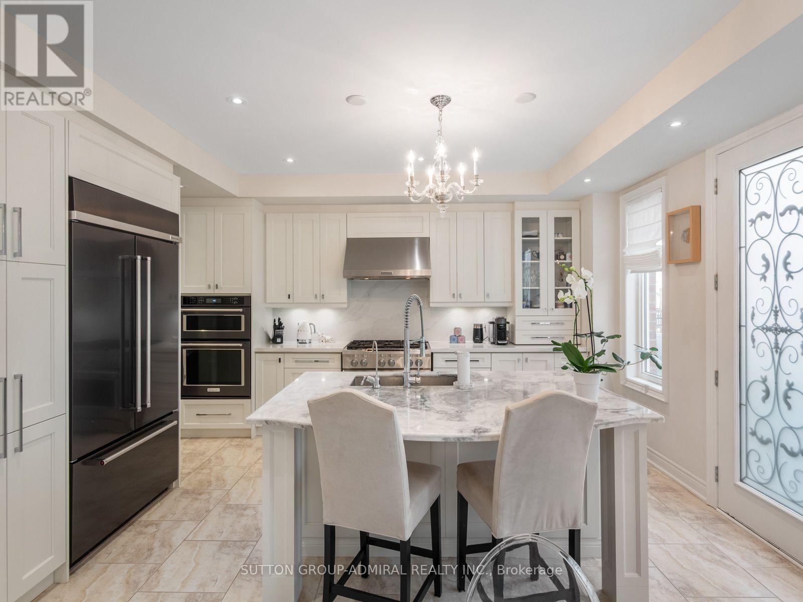 26 Blazing Star Street, East Gwillimbury, ON photo 17