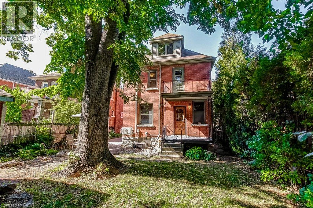43 Rosslyn Avenue South — photo 44