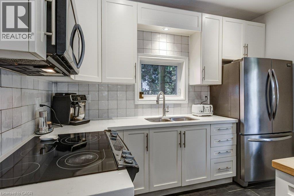 43 Rosslyn Avenue South — photo 20