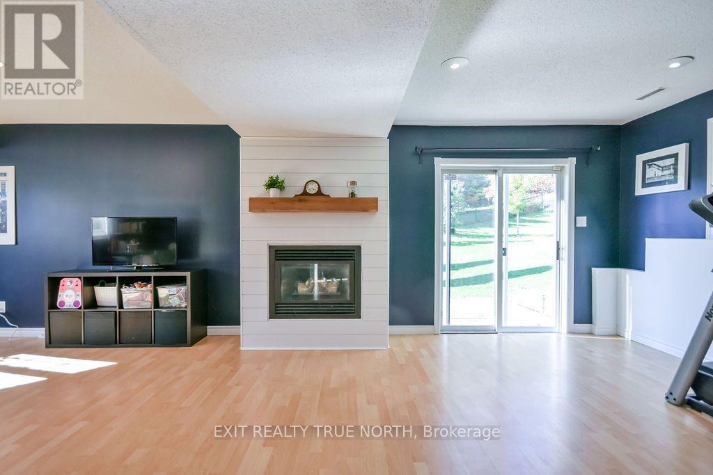 35 MARLOW CIRCLE - 22