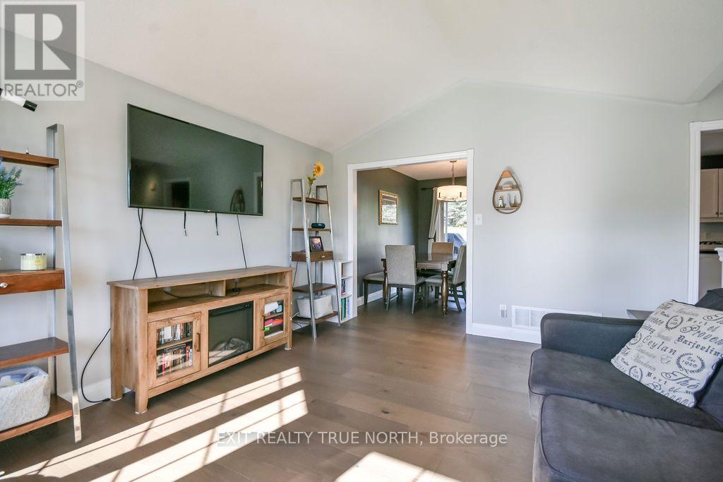 35 MARLOW CIRCLE - 6
