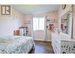 35 Marlow Circle, Springwater, ON L0L1V0 Photo 18