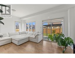 11 Turnberry Lane, Barrie, ON L9J0M8 Photo 6