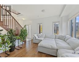11 Turnberry Lane, Barrie, ON L9J0M8 Photo 7