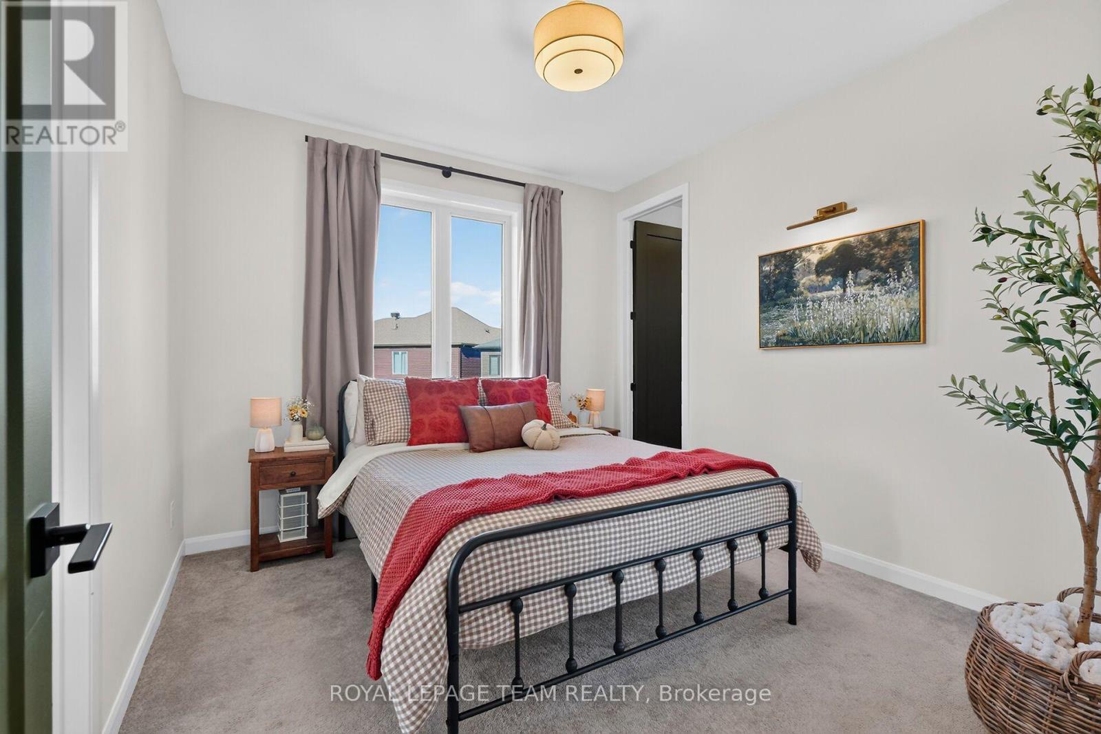 719 COAST CIRCLE - Image 25