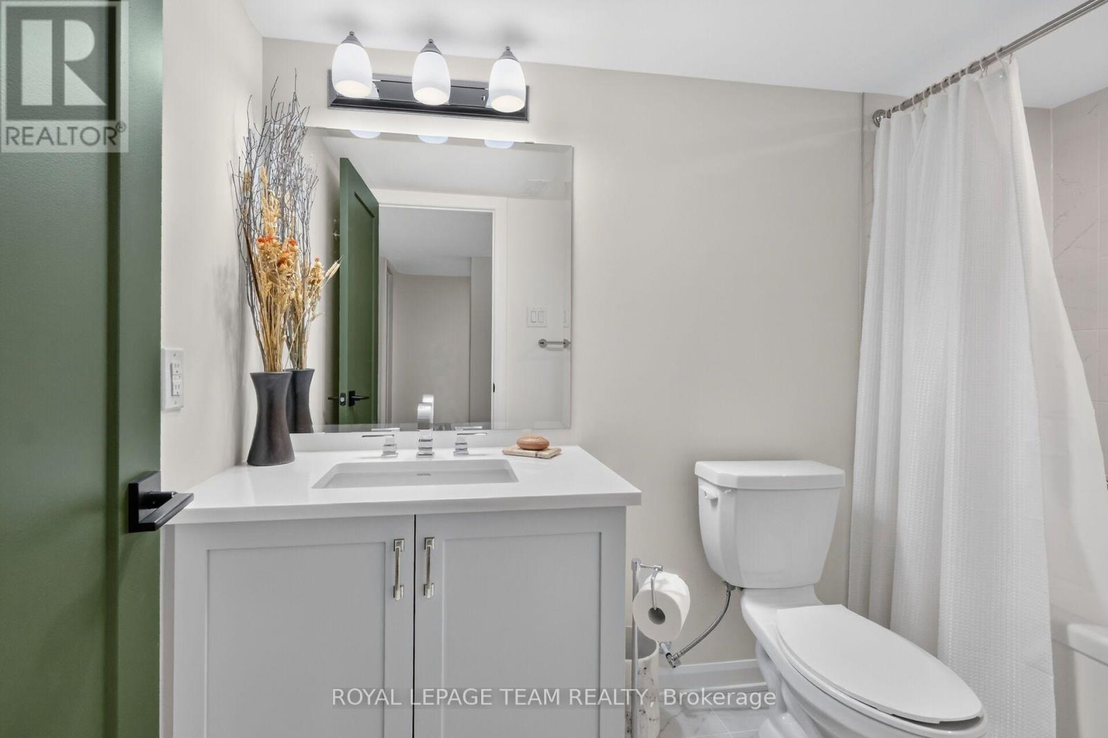 719 COAST CIRCLE - Image 37