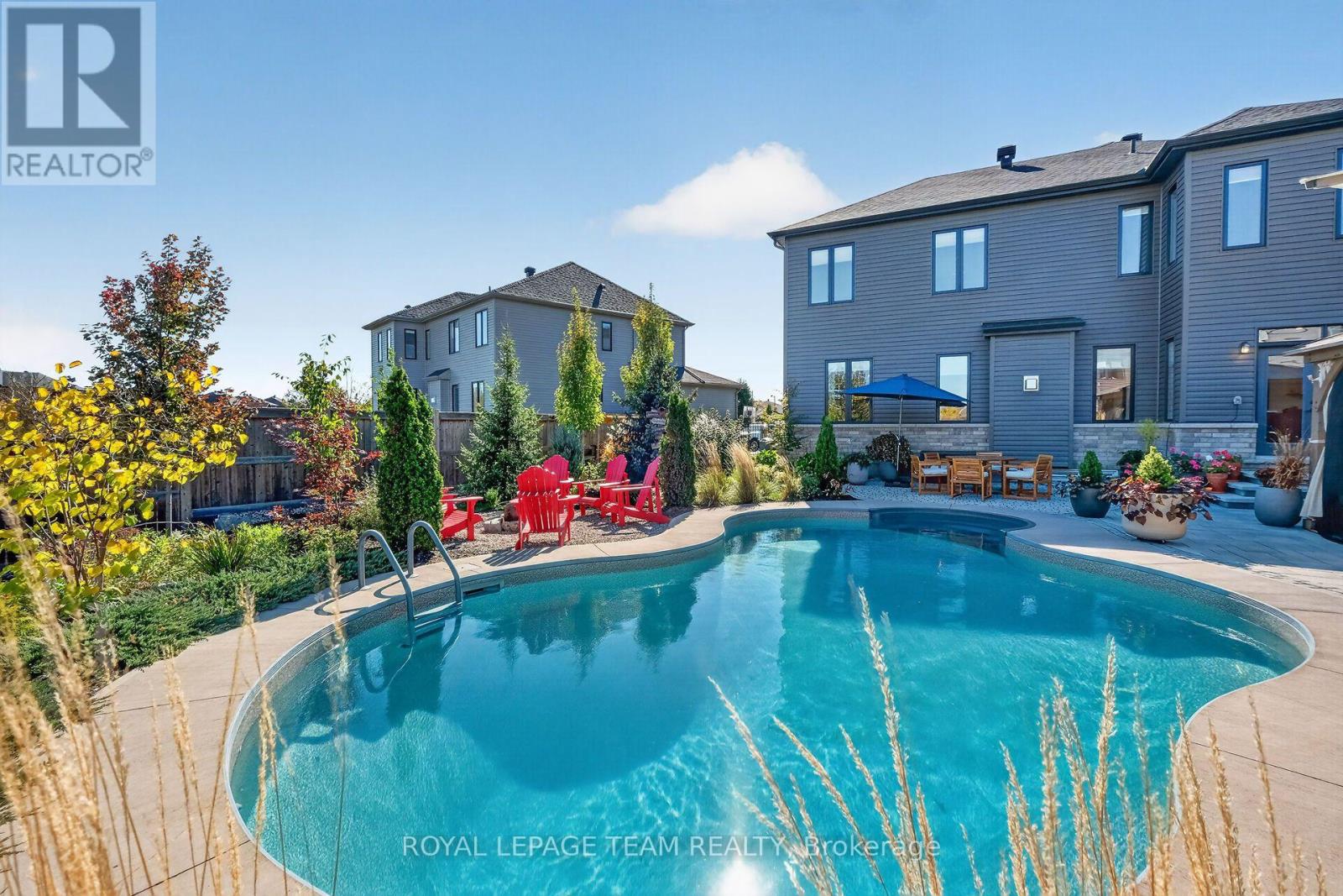 719 COAST CIRCLE - Image 40