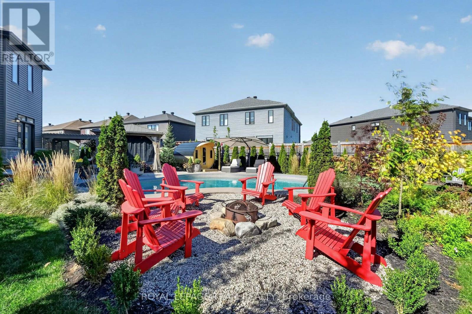 719 COAST CIRCLE - Image 42