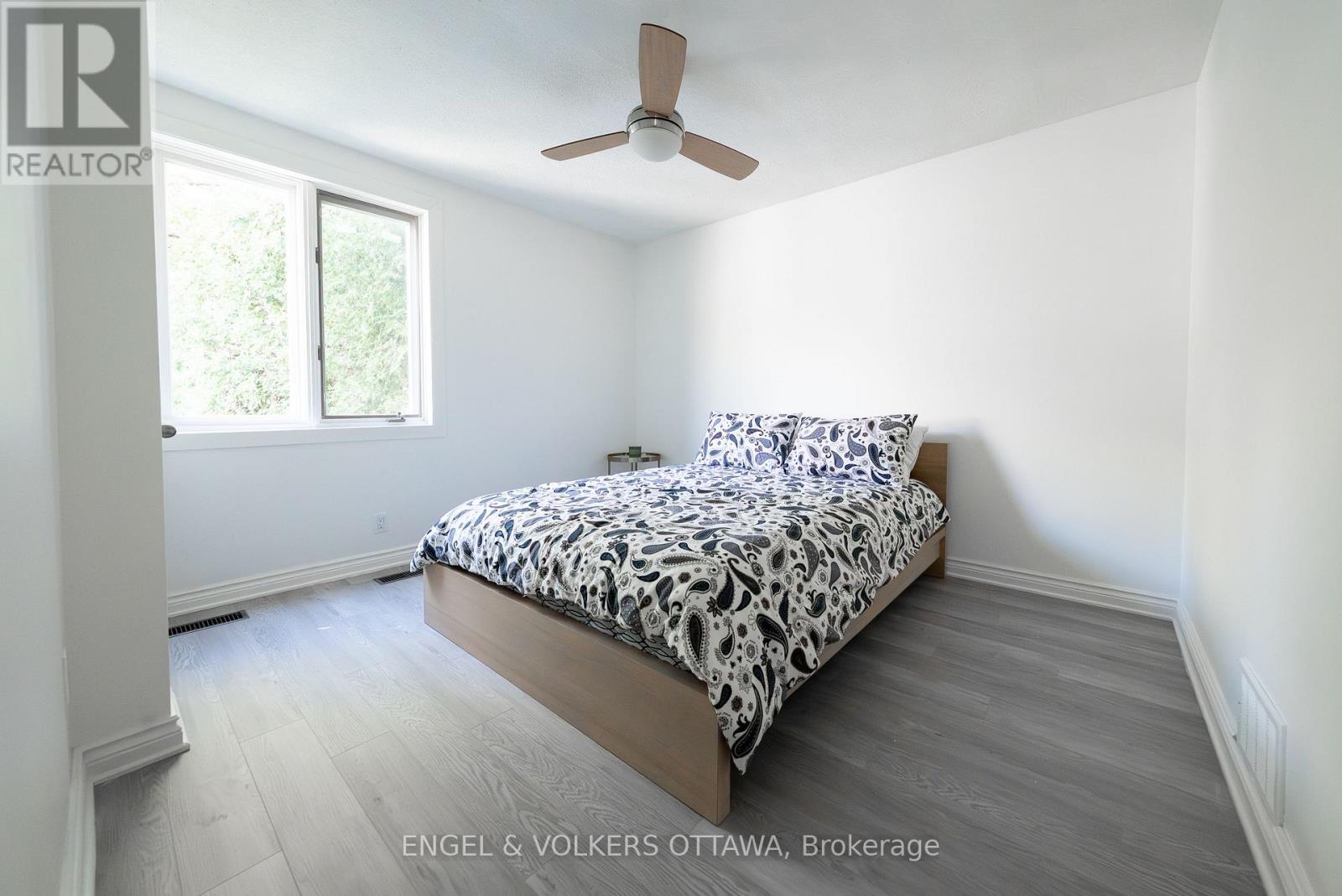 531 Laderoute Avenue — photo 14