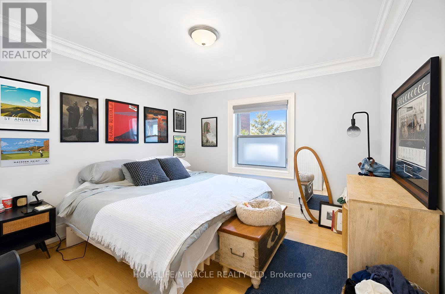 24 Acorn Avenue, Toronto, ON photo 14