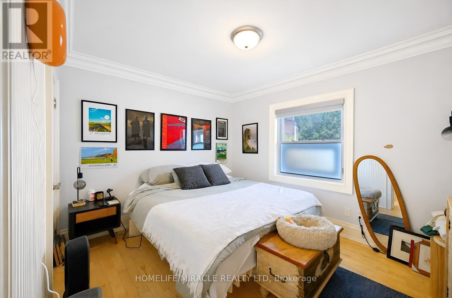24 Acorn Avenue, Toronto, ON photo 15