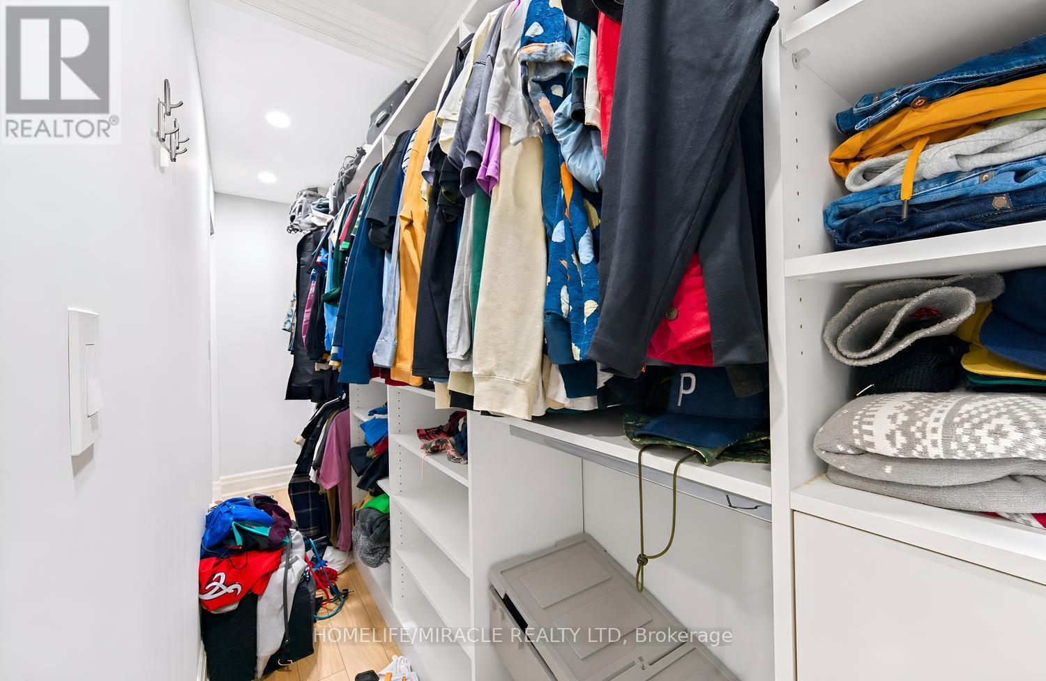 24 Acorn Avenue, Toronto, ON photo 28