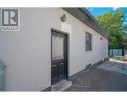 24 Acorn Avenue, Toronto, ON M9B3P8 Photo 42