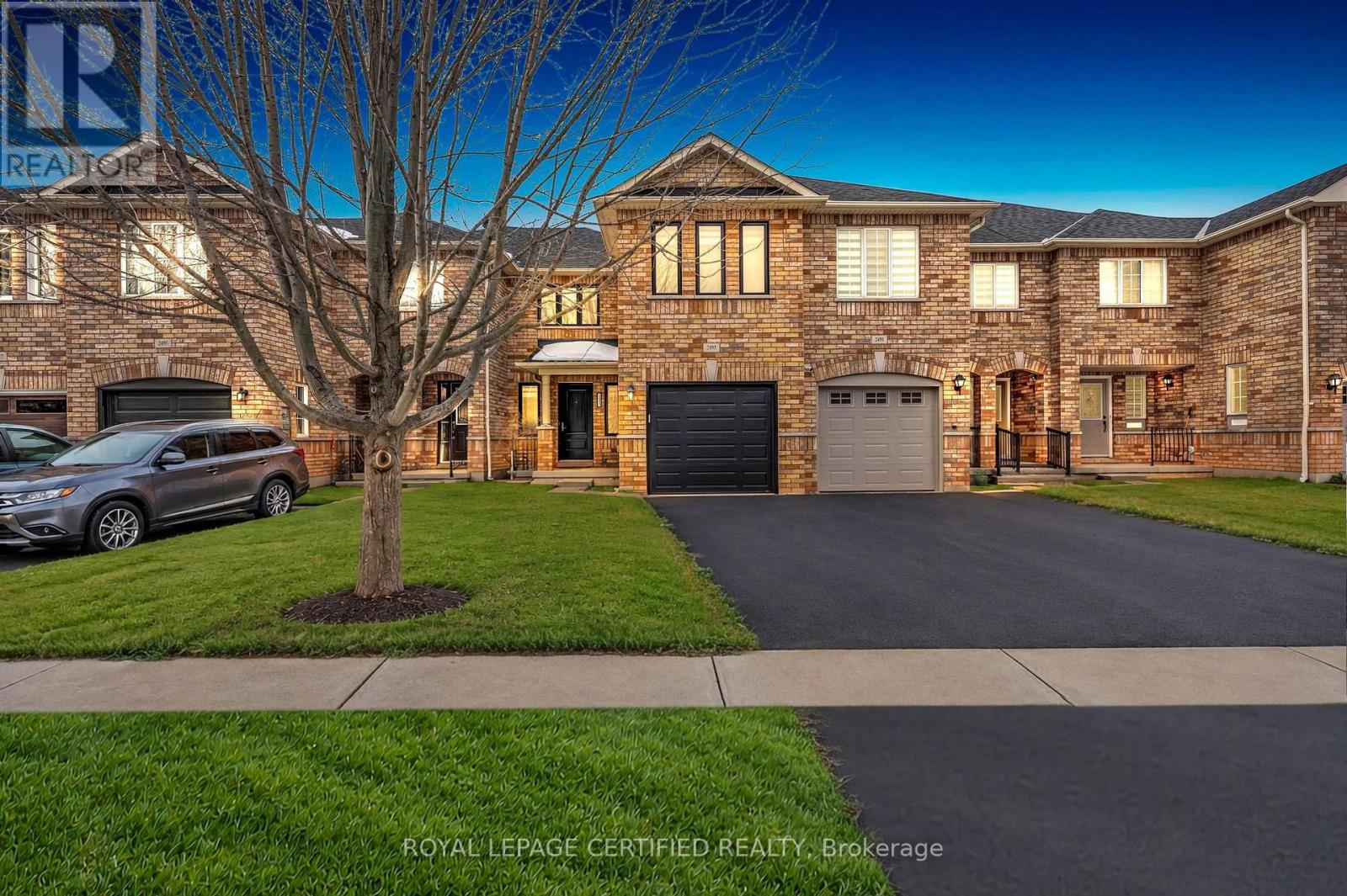 Photo of 2493 Newcastle Crescent