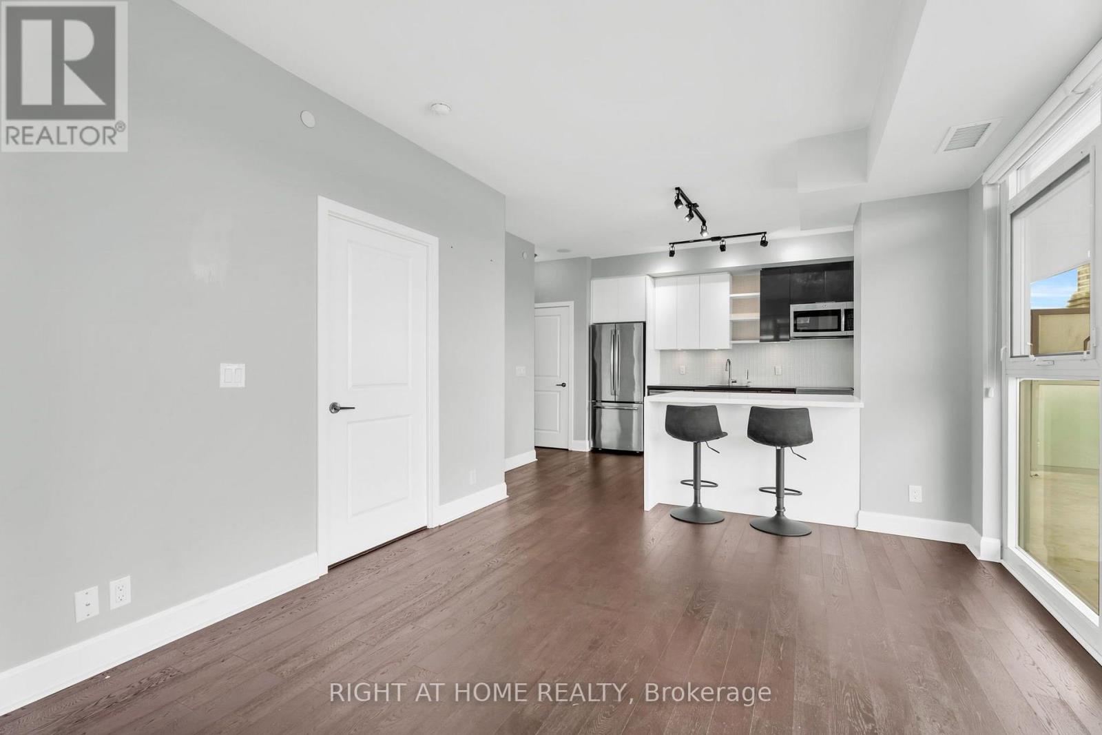 #2304 33 SHORE BREEZE DRIVE - 13