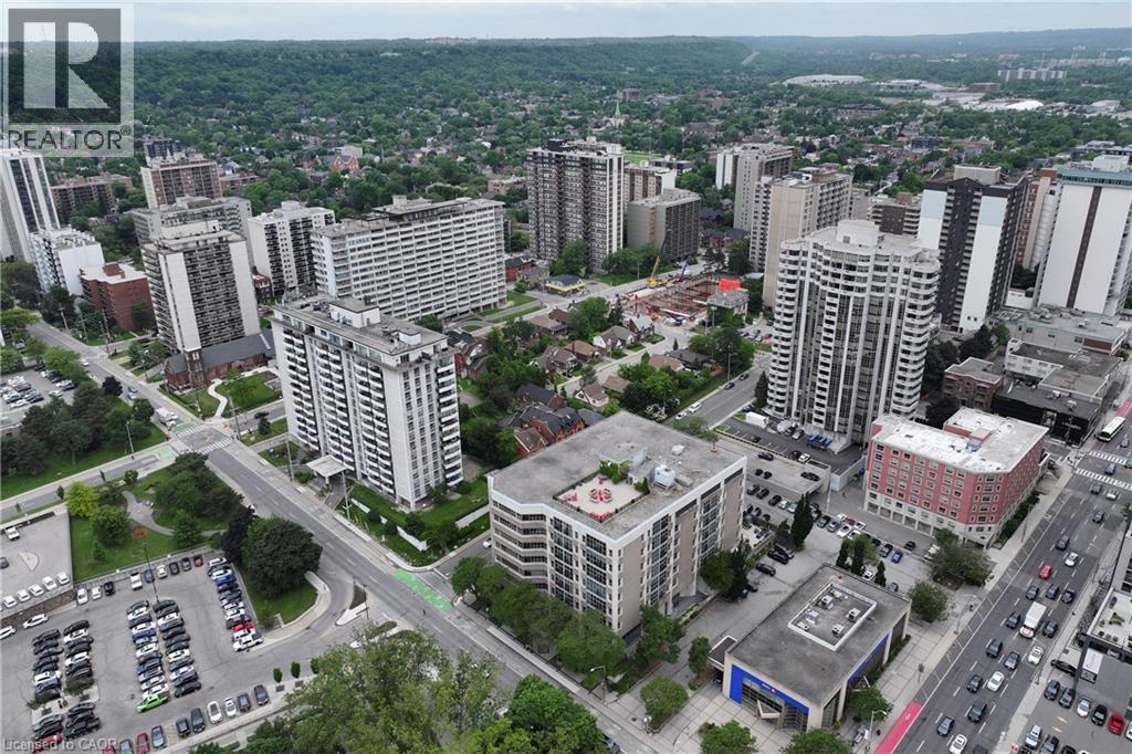 #410 66 BAY Street - Image 46