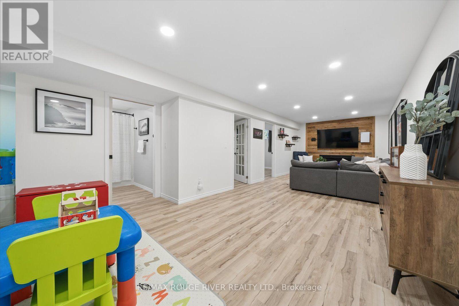 10 Talbot Drive, Port Hope, ON photo 24