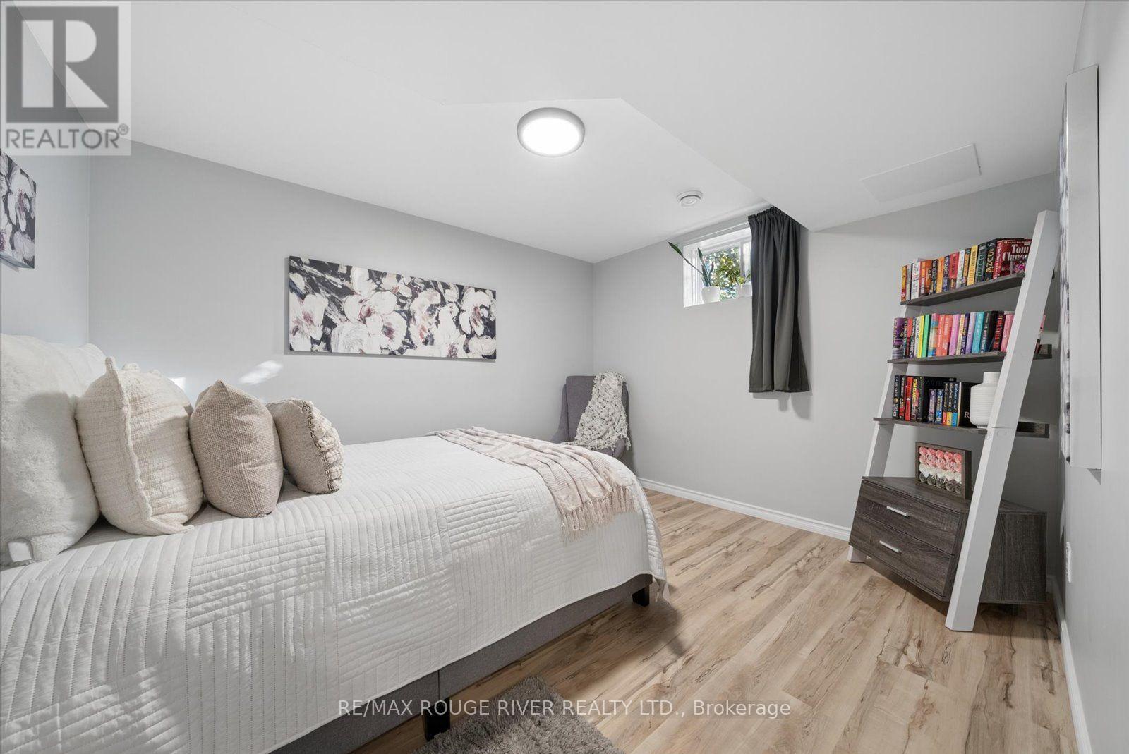 10 Talbot Drive, Port Hope, ON photo 27