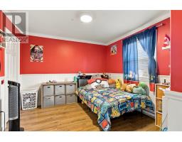64 Sprucedale Drive thumbnail 16