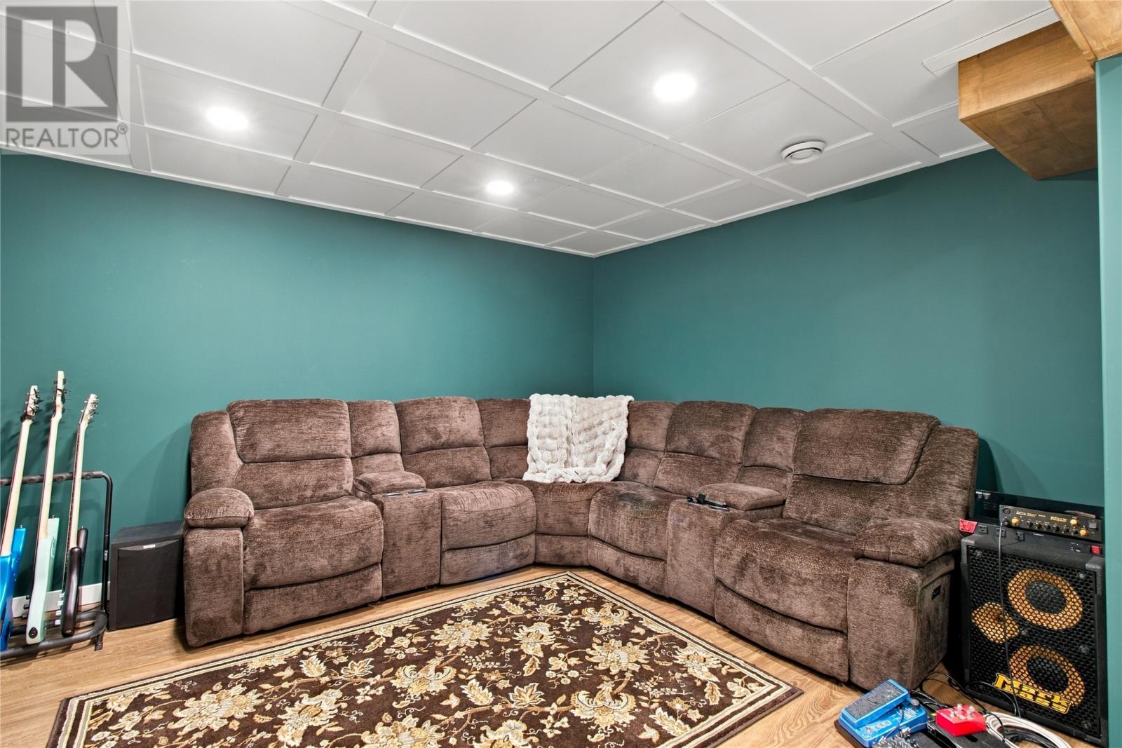 64 Sprucedale Drive - 19
