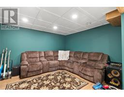 64 Sprucedale Drive thumbnail 19