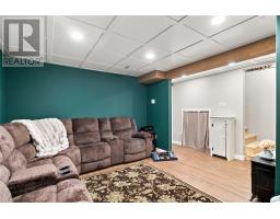 64 Sprucedale Drive thumbnail 20