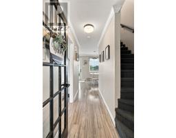 64 Sprucedale Drive thumbnail 4