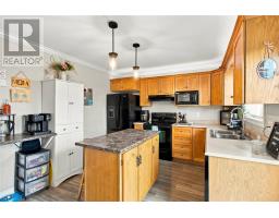 64 Sprucedale Drive thumbnail 8