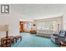 28 Gainsborough Drive SW - photo 6
