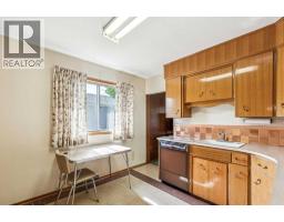 28 Gainsborough Drive SW - photo 18