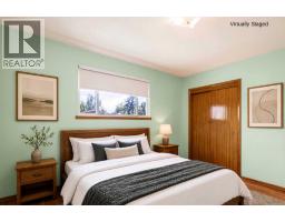 28 Gainsborough Drive SW - photo 25