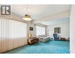 28 Gainsborough Drive SW - photo 9