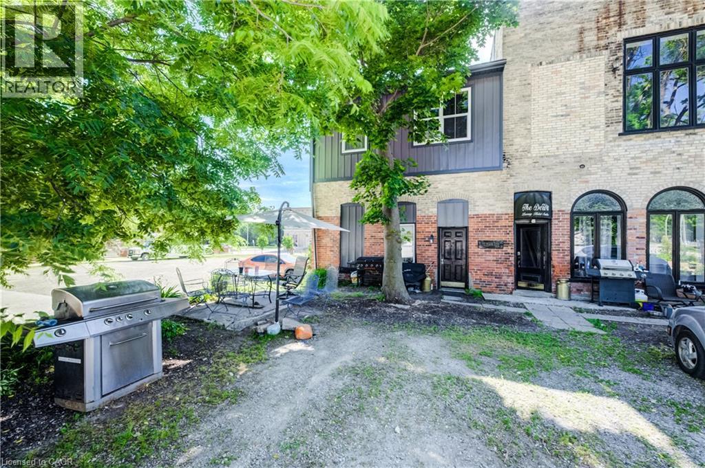 422 Turnberry Street — photo 32