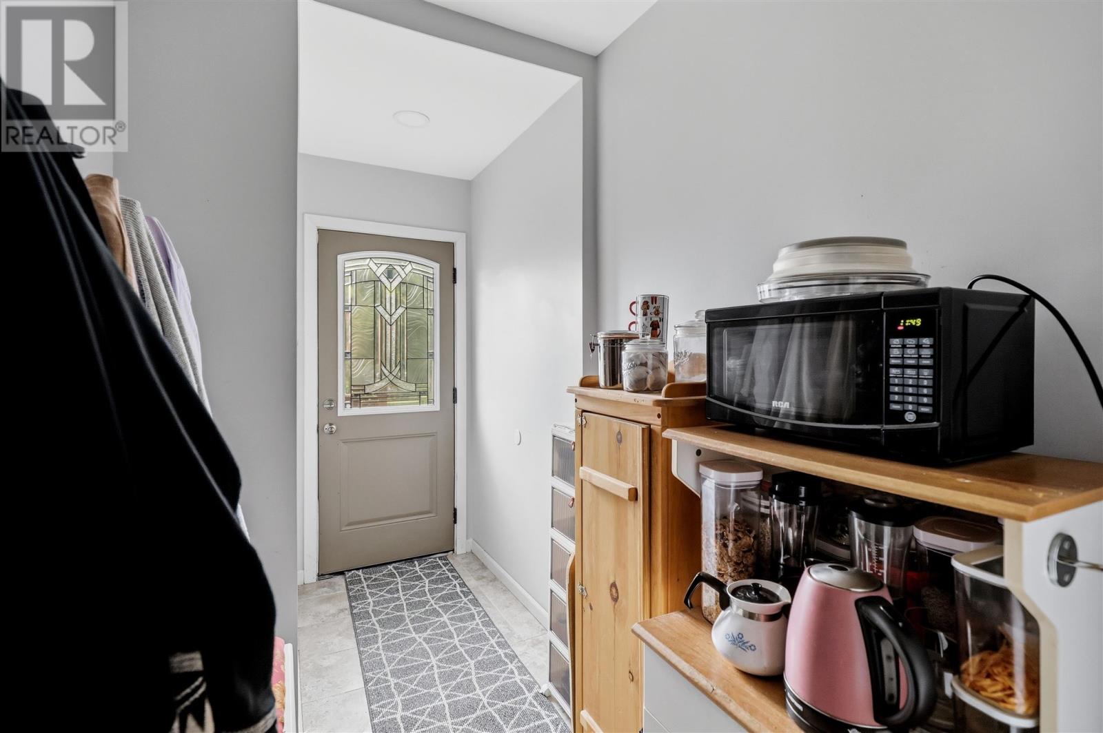 509 Douglas ST - Image 25