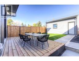 1028 18 Avenue NW - photo 35