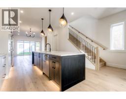 1028 18 Avenue NW - photo 6