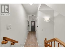 Primary Bedroom - 145 Marrissa Avenue, Ottawa, ON K1J0A4 Photo 7