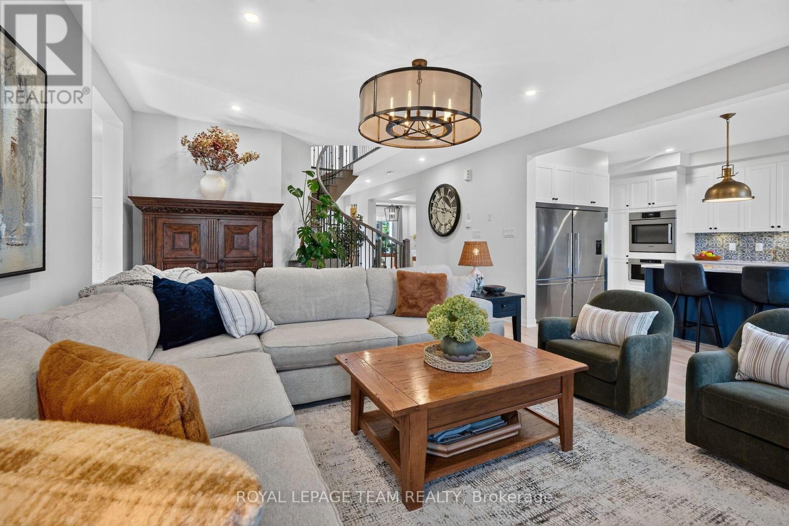 719 COAST CIRCLE - Image 20