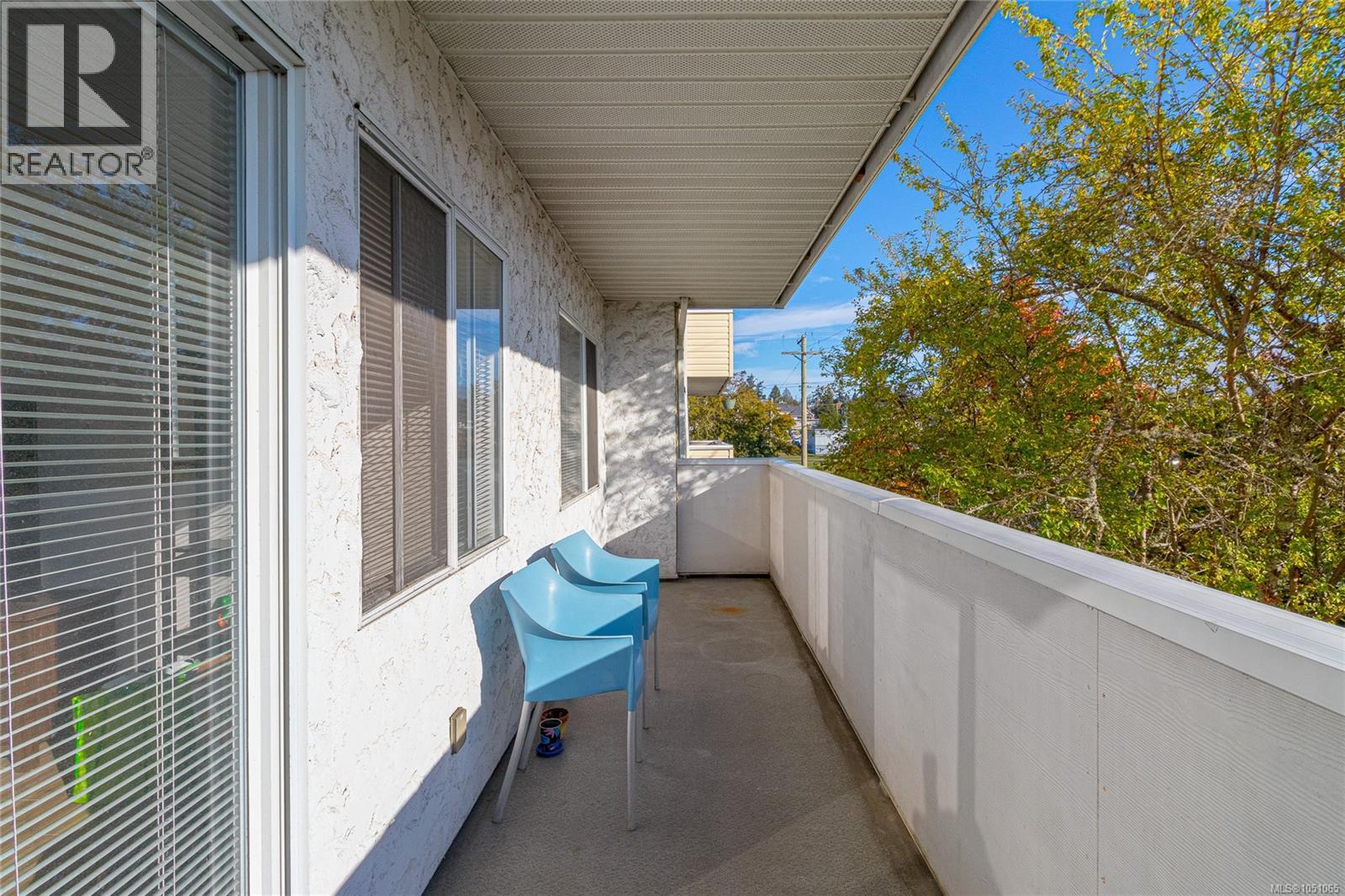 #204 877 Ellery St - 19