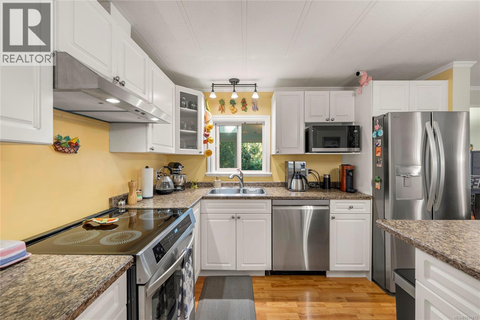 #21 7071 Lantzville Rd - 8