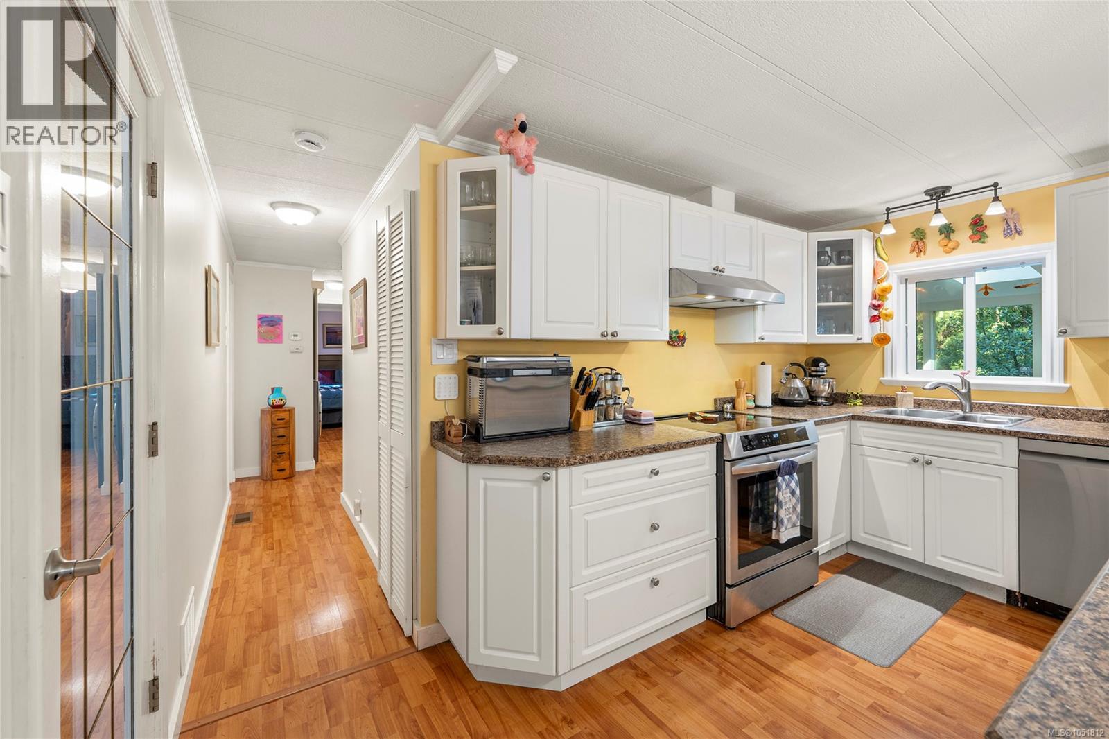 #21 7071 Lantzville Rd - 28