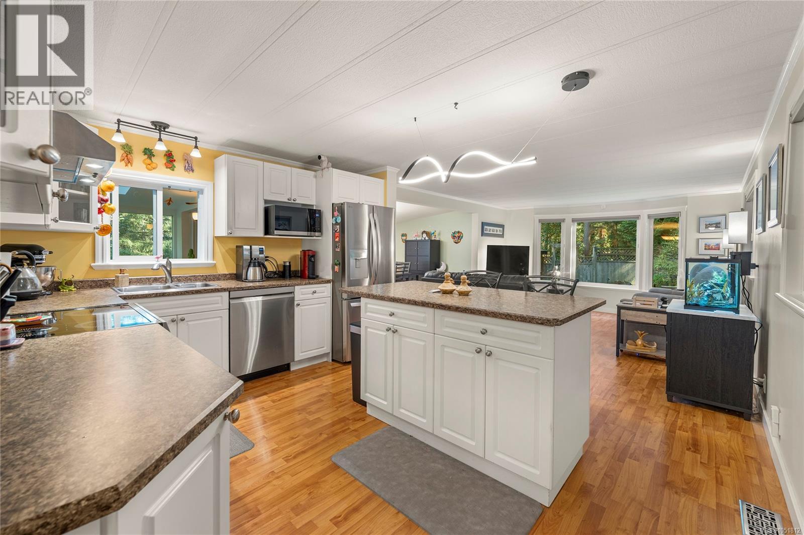 #21 7071 Lantzville Rd - 9