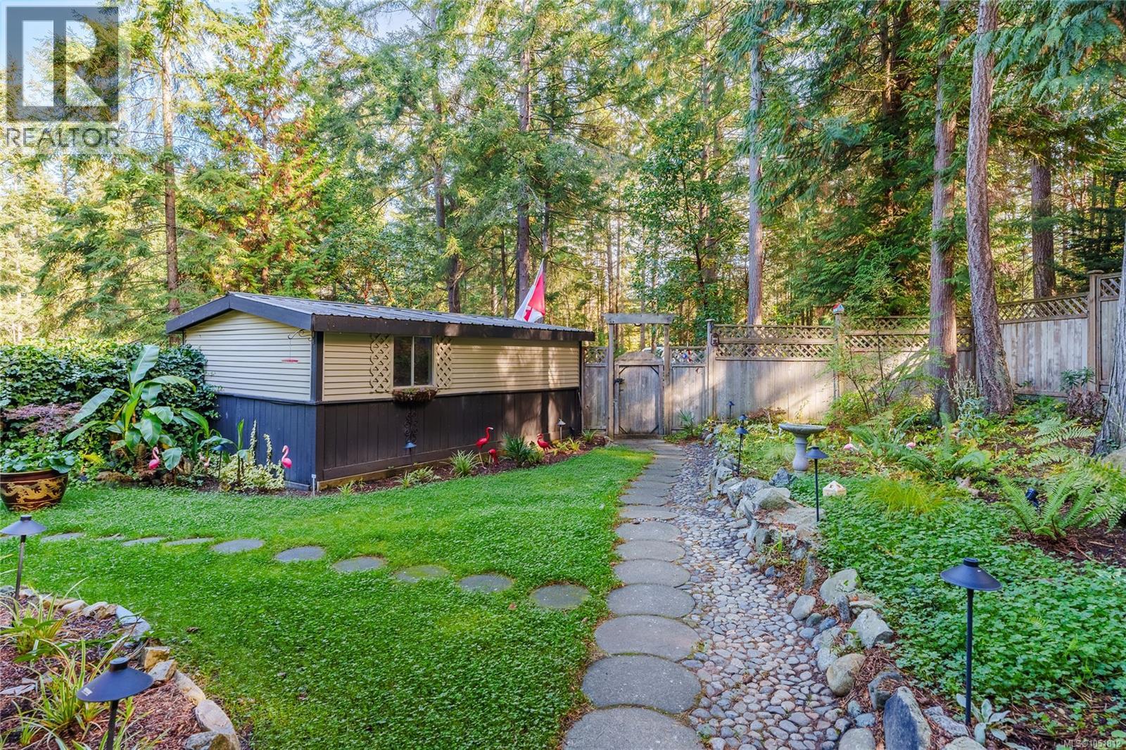 #21 7071 Lantzville Rd - 42