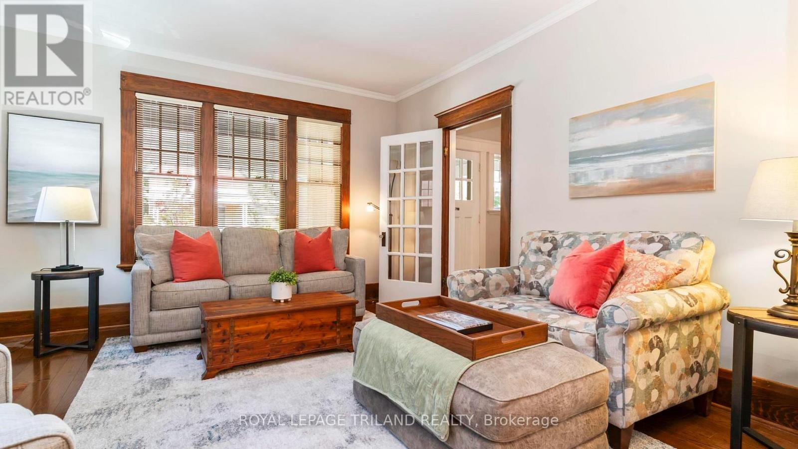 7 ERIE AVENUE - Image 12